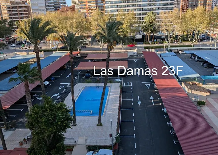 Las Damas Premium 23F Beach Front - Pool & Parking
