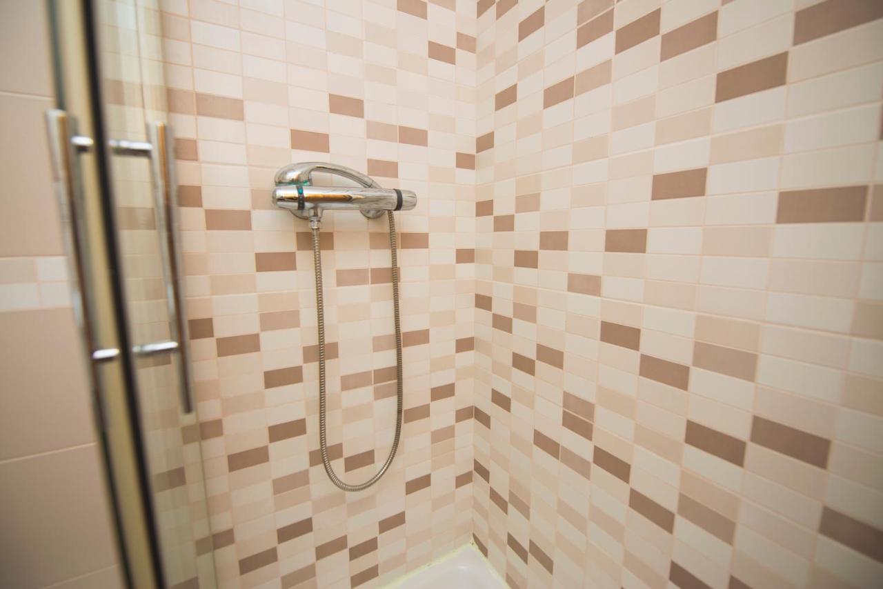 Damas Premium 23f Front - Pool & Parking Appartement